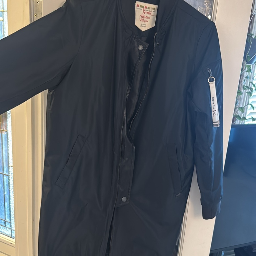 Jaket - Picture 5 of 5